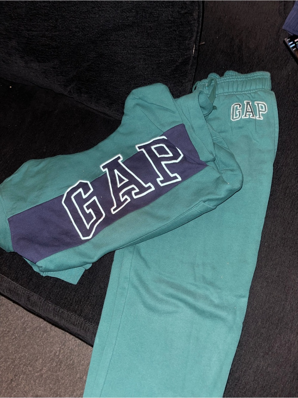 GAP Teal Green Sweatshirt and Joggers with Navy Logo Panel
